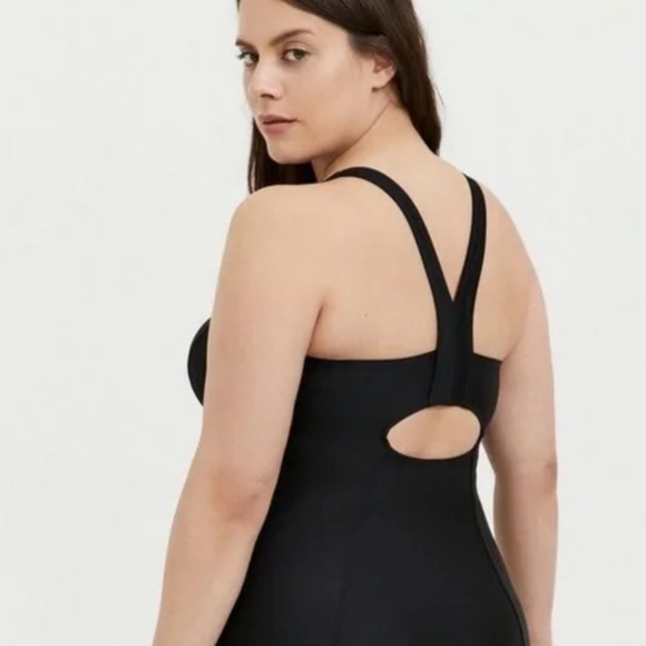 Torrid Swimsuit One Piece Active Wireless Racerback 2 2X New - Picture 2 of 5